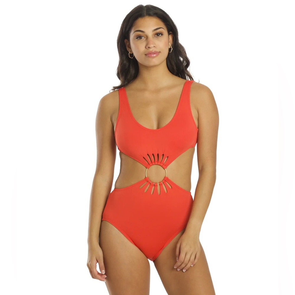 Vince Camuto Ring Cut Out Swimsuit. NWT. Hygienic Liner Attached